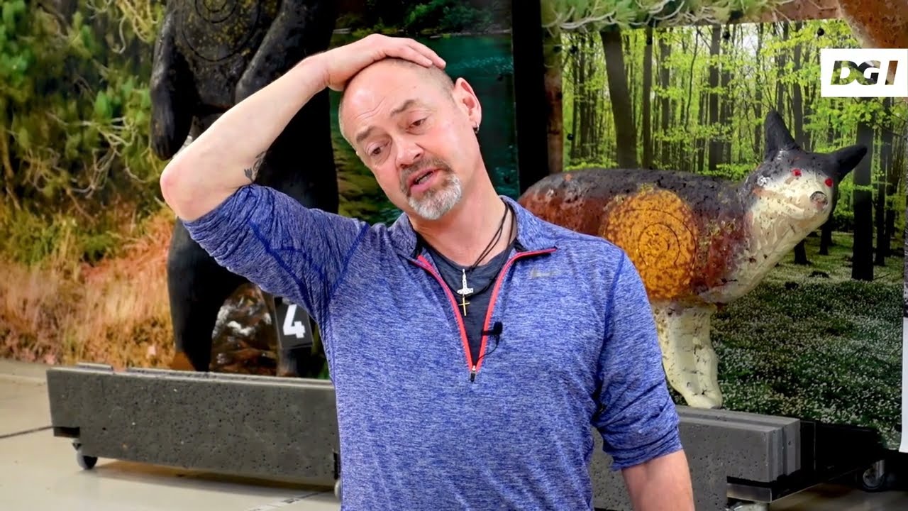 DGI Skydning Tr&aelig;nerguide - Bueskydning opvarmning Nakkestr&aelig;k