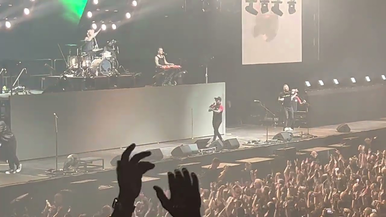 Kowalsky meg a Vega - Amilyen hülye vagy (2023.02.18.) 20 éves jubileumi nagykoncert Budapest Aréna