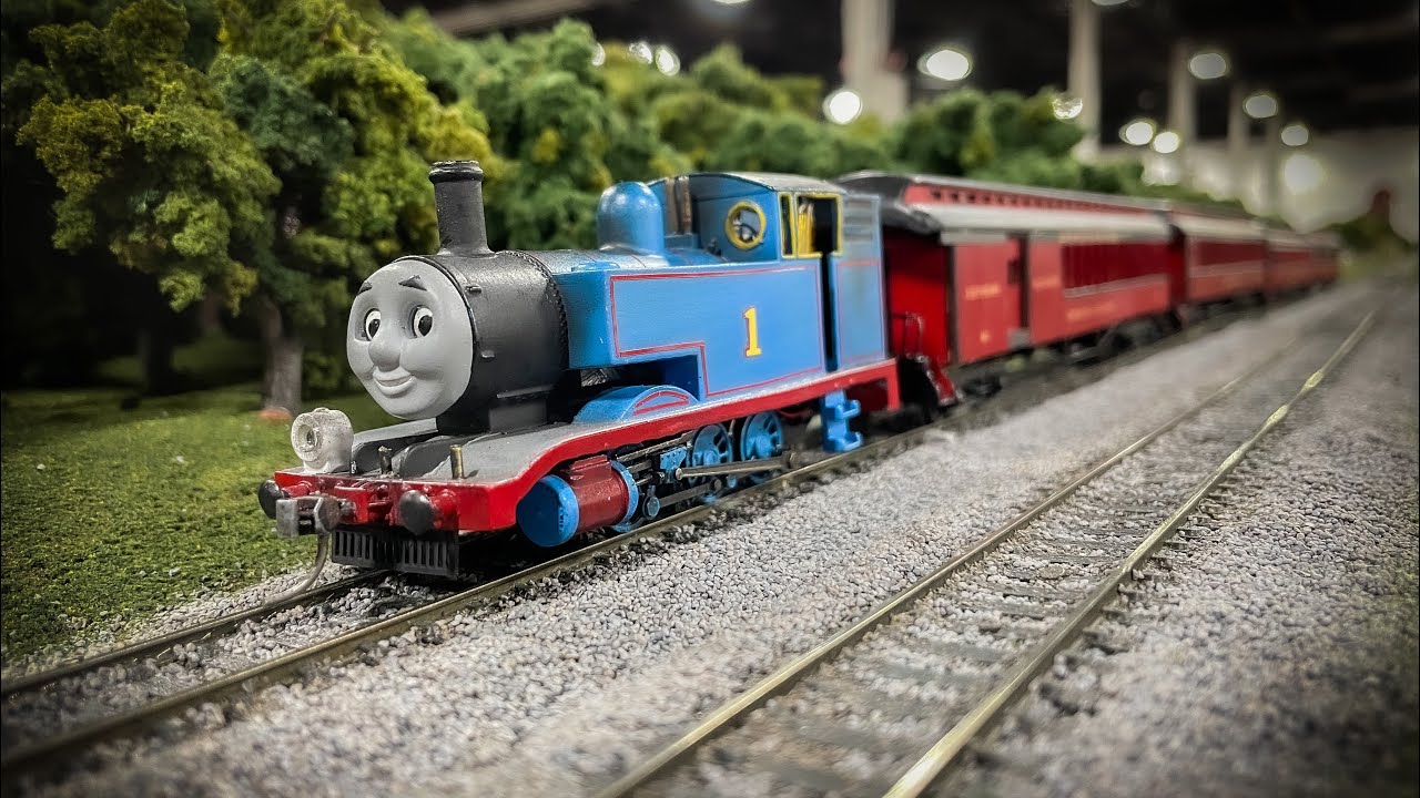 Клуб любителей железнодорожного моделирования Страсбурга на выставке Greenberg Train Show в Оуксе...