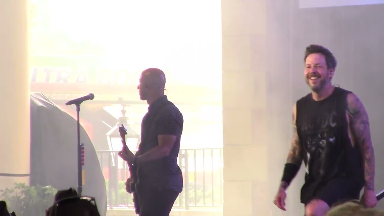 2023 06 26 Simple Plan - Take My Hand