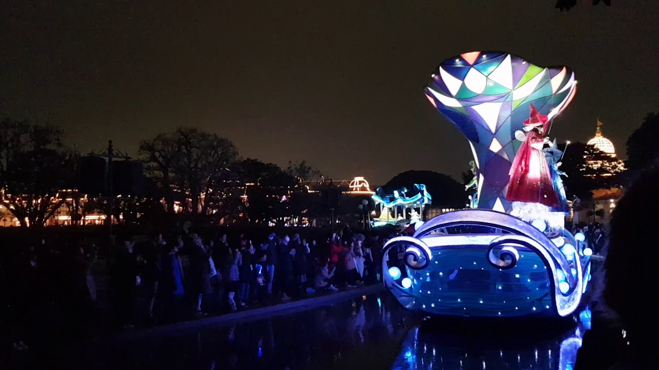 Tokyo Disneyland - Nightfall Glow parade - Full show