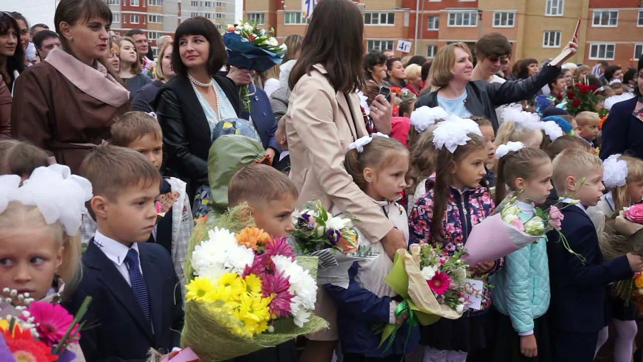 Элиана Русскова   Я теперь школьник