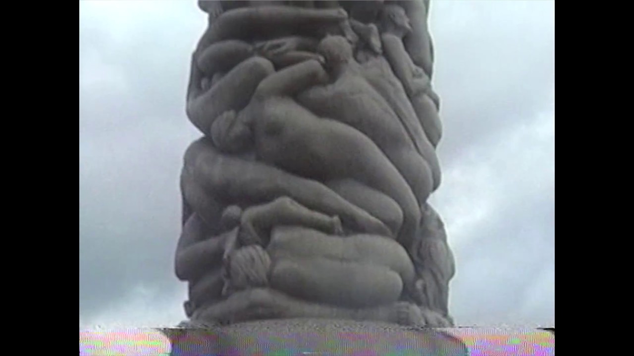 Julious Marvesol // L&Iacute;MITE // LOOKBACK Series