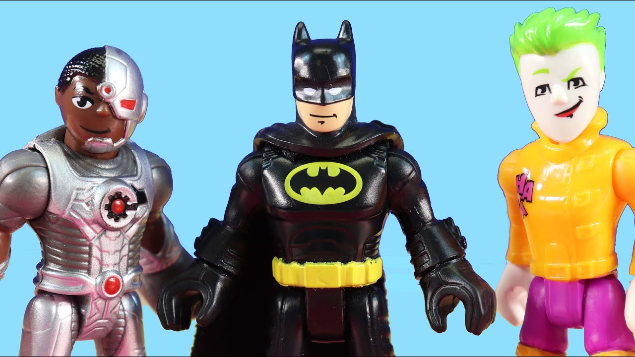 Batman Superhero Vacation Day | The Joker Learns To Share