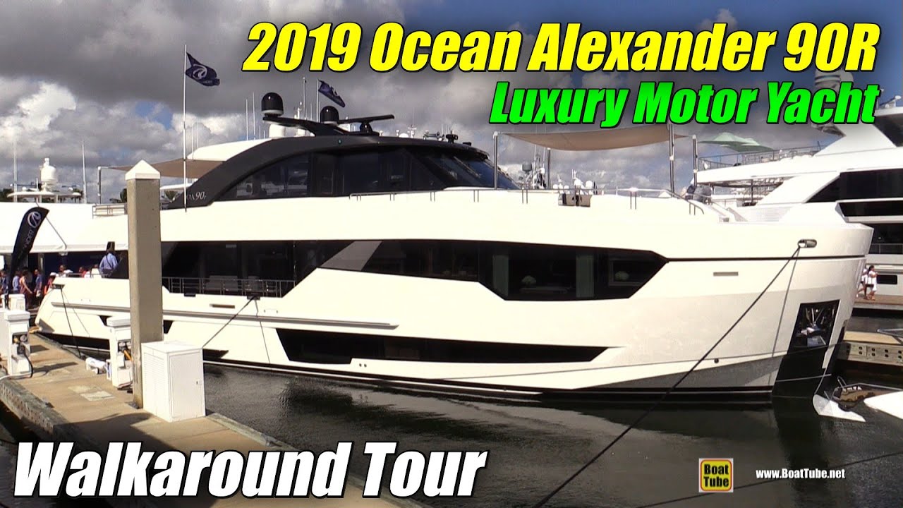 2019 Ocean Alexander 90R Sky Lounge Motor Yacht - Walkaround - 2018 Fort Lauderdale Boat Show