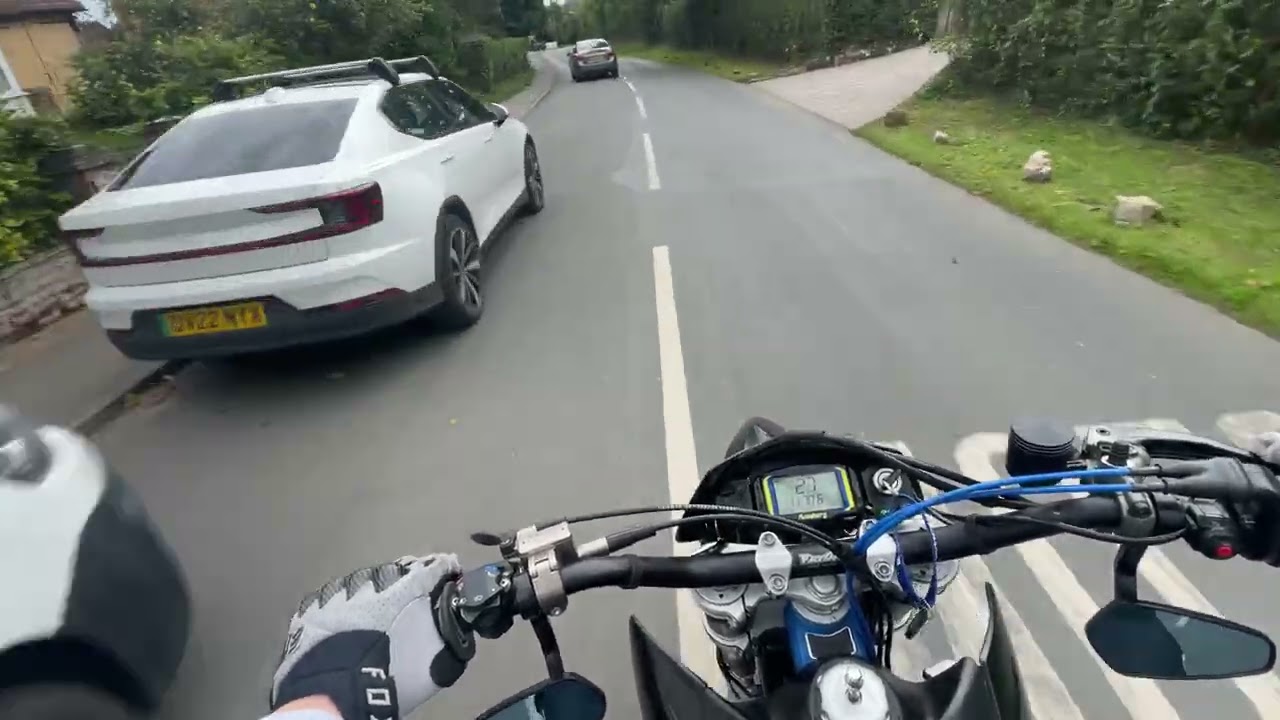 Husaberg fs650 full akrapovic