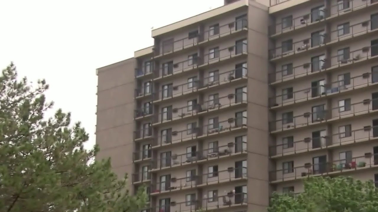 Help Me Hank to the rescue: Problems plague Detroit senior complex