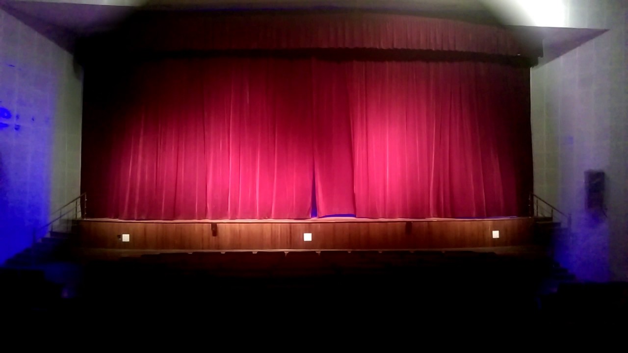 STAGE CURTAIN FOR SCHOOL & COLLEGE
