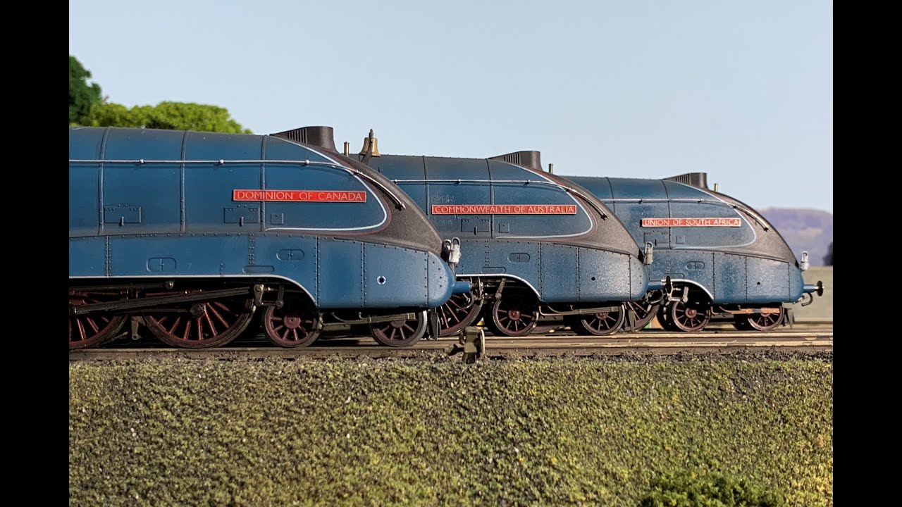 Gresley A4's Speed Through Neville Grove - Turn Up The Sound!