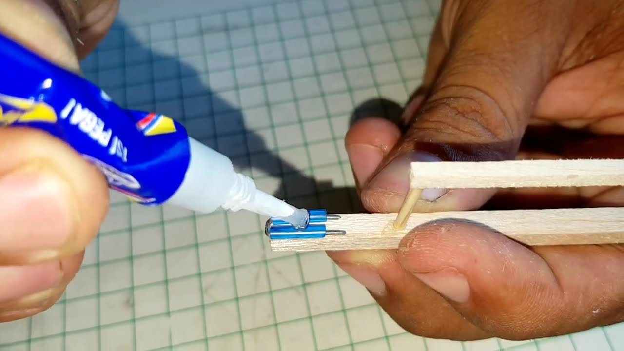 Como hacer un ornitóptero o pájaro volador impulsado por cauchos o ligas