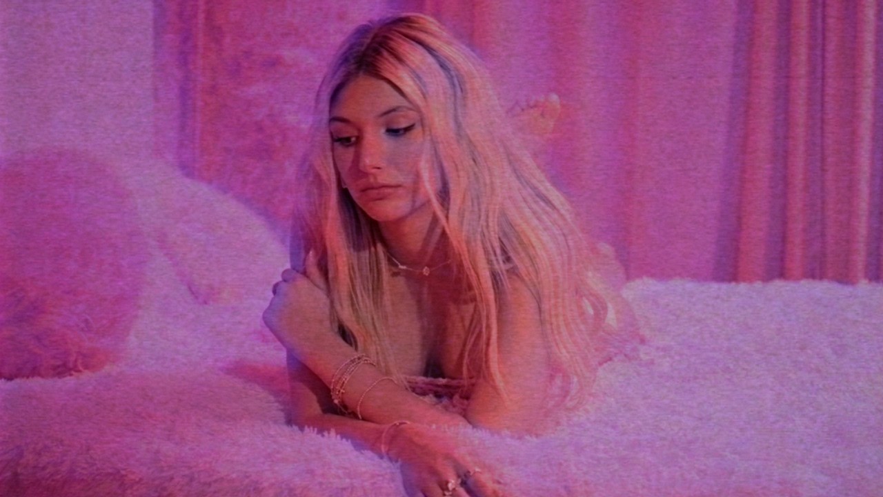 Sophia Treadway - Fade Into You (Mazzy Star Cover)