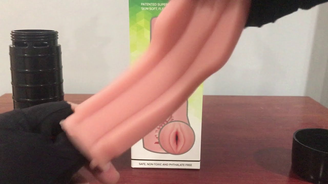 My Fleshlight Go Surge Review & Why Smaller Toys Can Be Worth It