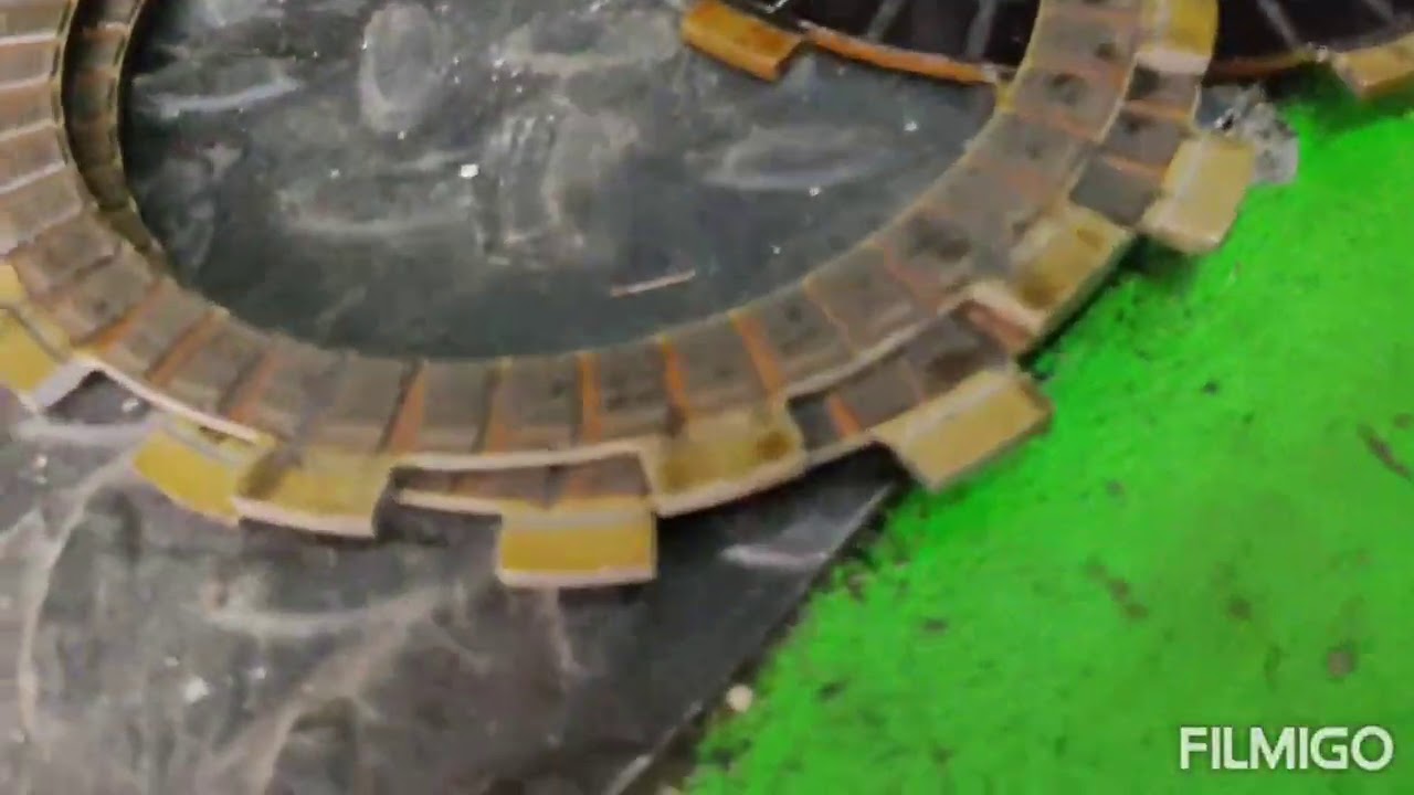 Yamaha XJ6 Diversion  clutch plate replacement.