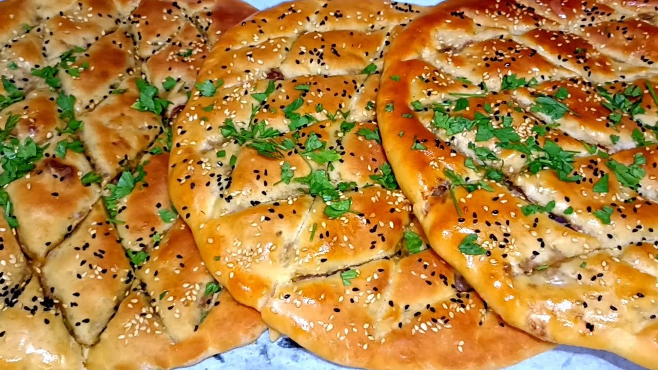 سجليهم ف المنيو🌙فطاير اللحمة التركية 😋لحم بعجين😋 حواوشي اسكندراني بشكل جديد احلي من الجاهز😋👌