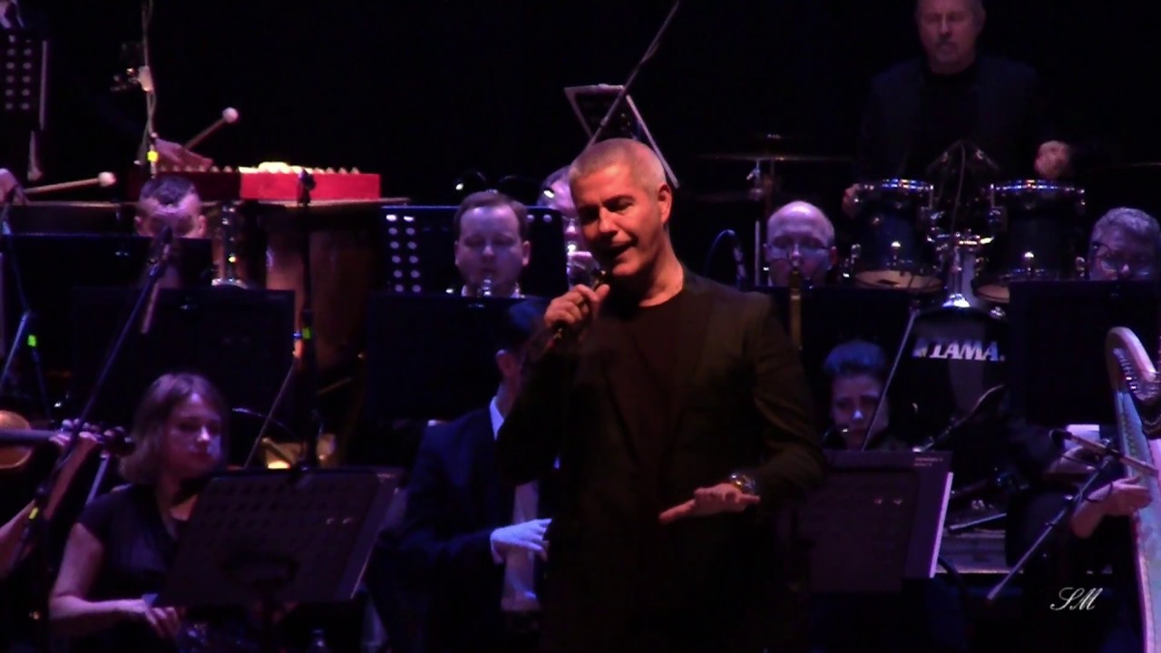 Alessandro Safina & Ryazan's simfonic orchestra - Moon river - 2019 live