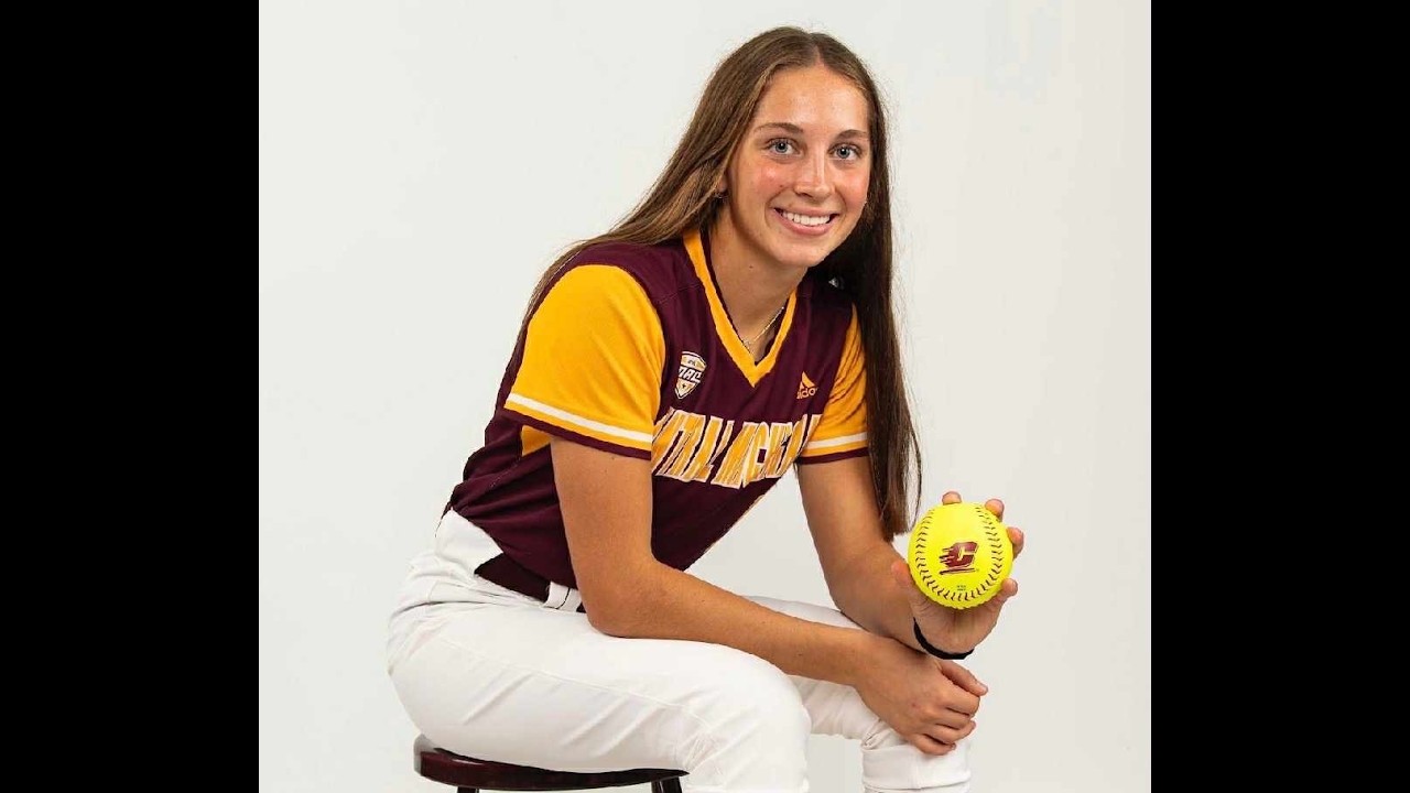 CMU softball commit Natalie Rosel has all the tools; key to resurgent Ravenna basketball team, too