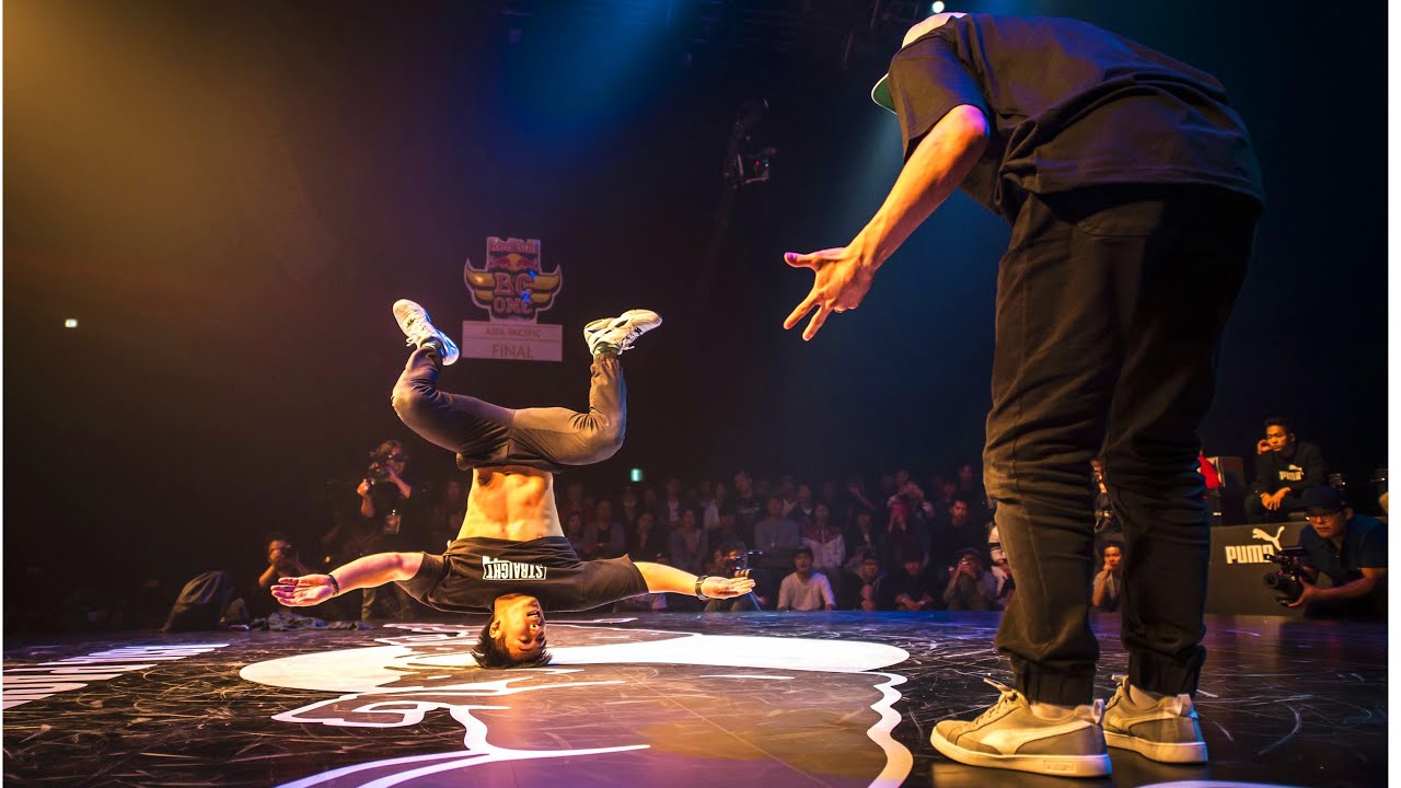 Bboy Keven vs Bboy Issei- Red Bull BC One Asian Pacific Final 2015