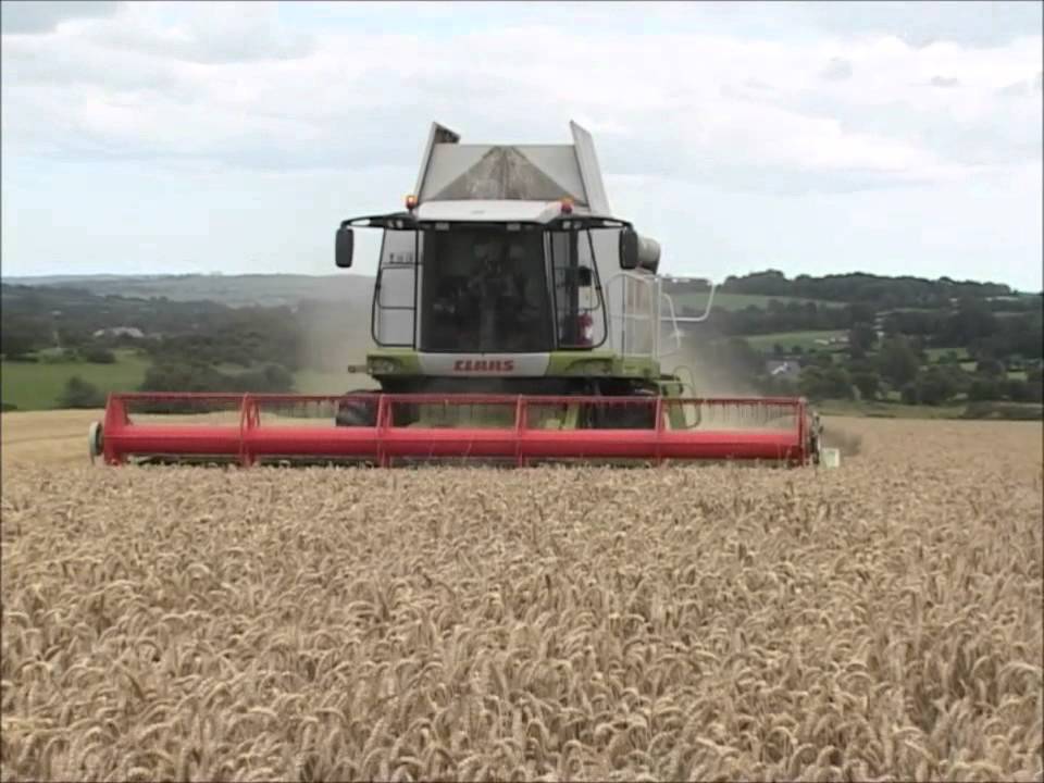 Claas Lexion 580 combine