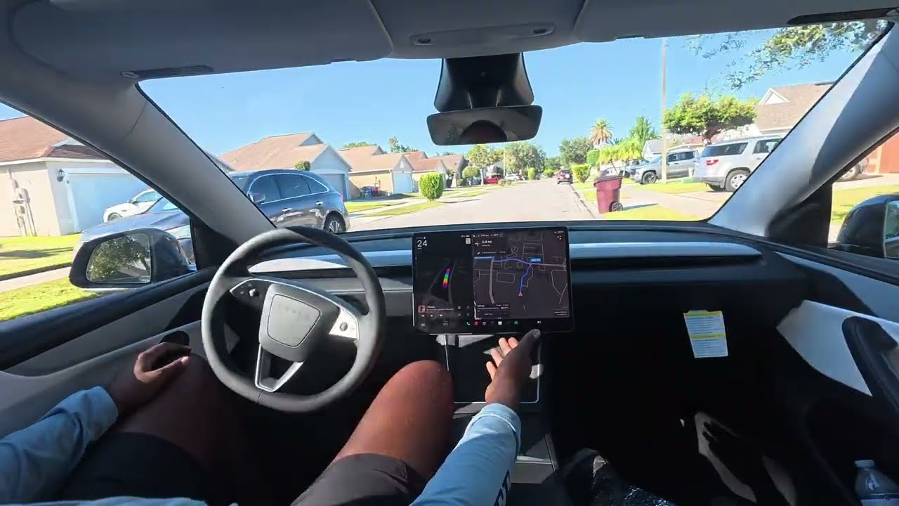 Tesla Infotainment Driving Me Insane &ndash; Apple Music & Climate Control Rant #applecarplay #tesla