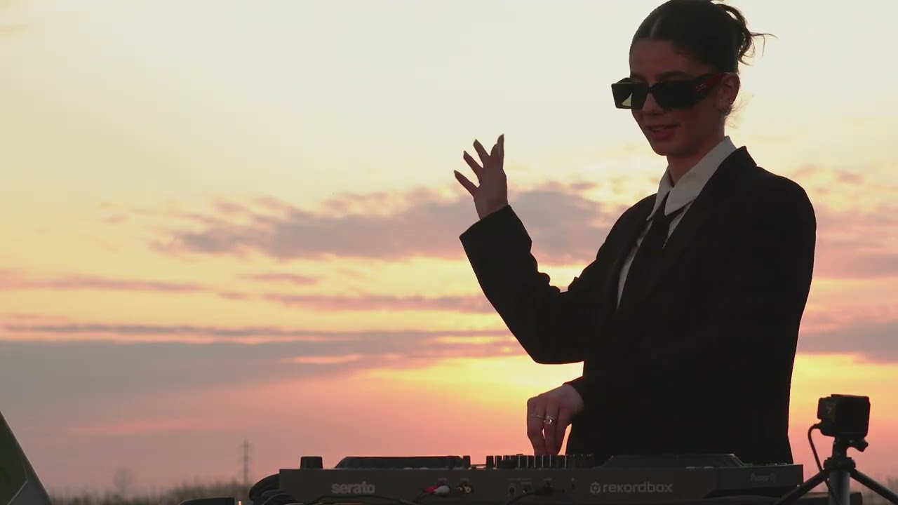 Sunset DJ set | DJ Rachele Franzin (Tuscania, Italy)