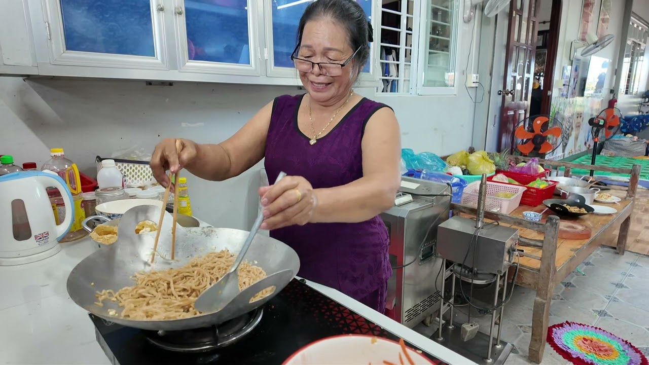 Học mẹ chồng làm lắm thái chay cúng 3 ngày tết