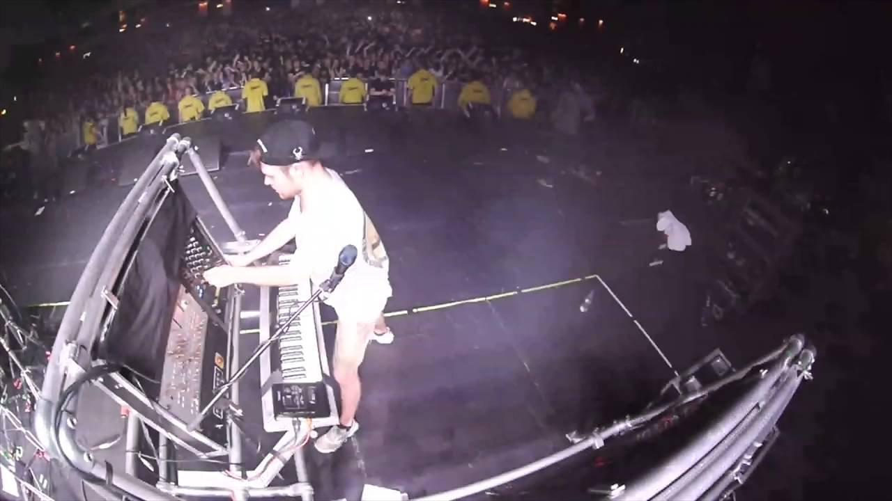 ENTER SHIKARI - Return To Energiser (Hammersmith. March 2012)