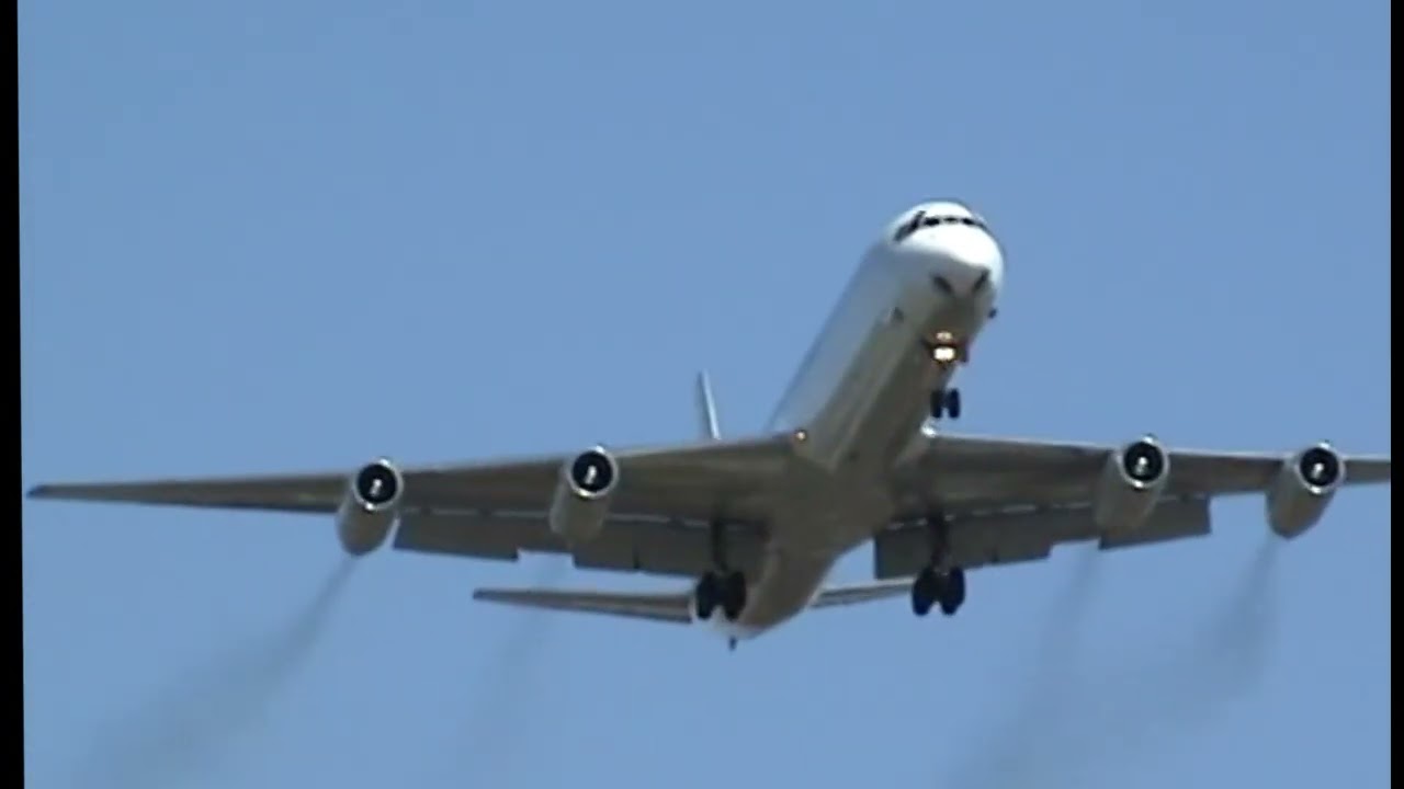 DOUGLAS DC-8-63  AIR CHARTER EXPRESS : 4 vantage points , Ostend Airport