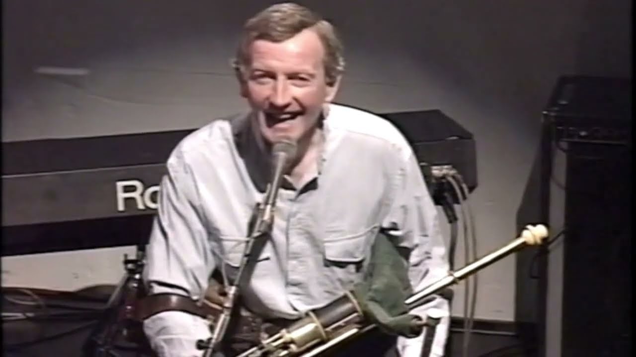 Liam O' Flynn: Hornpipes: Queen of the Fairies & Atlantic Sounds