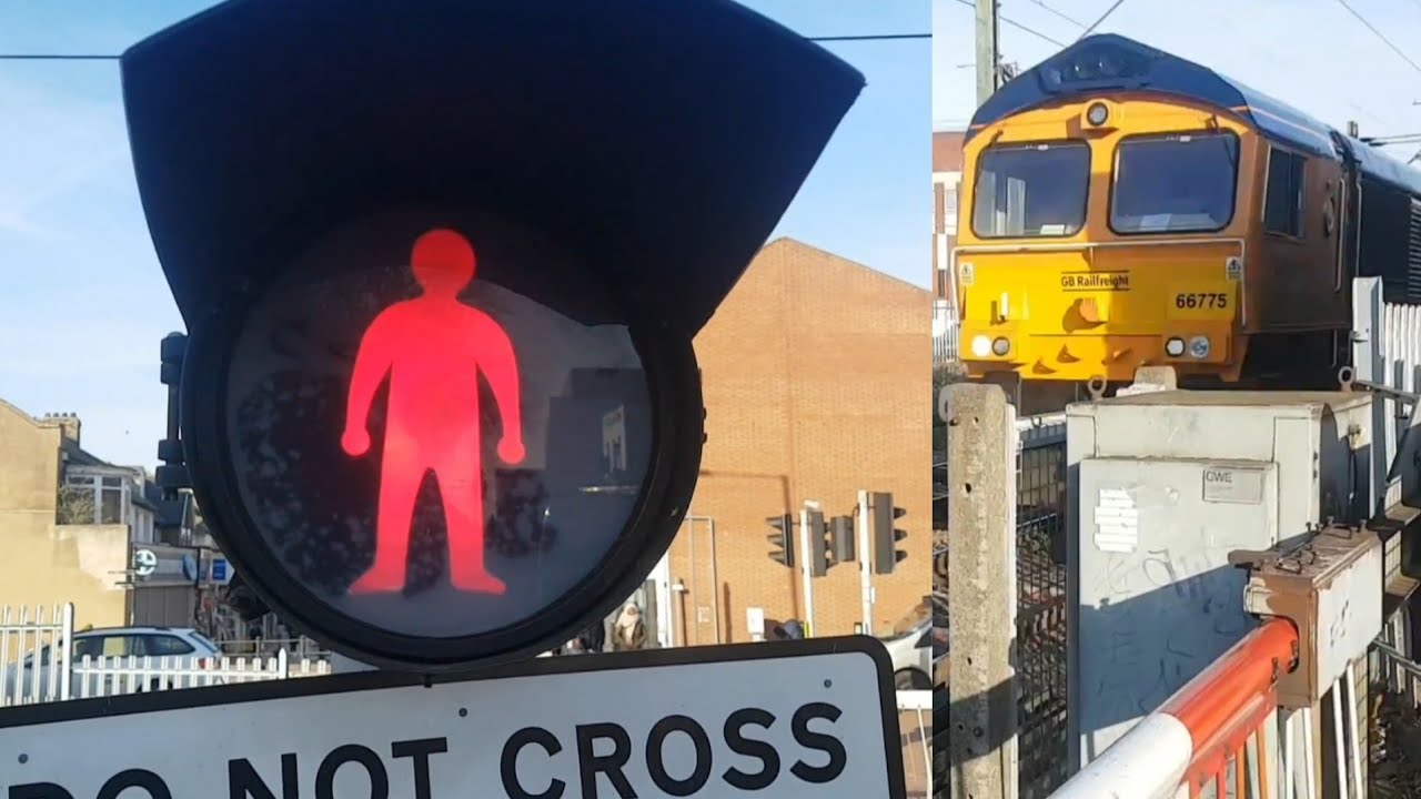 Grays Level Crossing, Essex