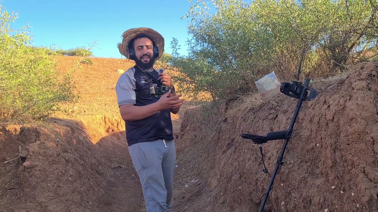 تجربة عمق على 1 متر : بكاشف المعادن ، على جدار يعتبر عدو للأجهزة