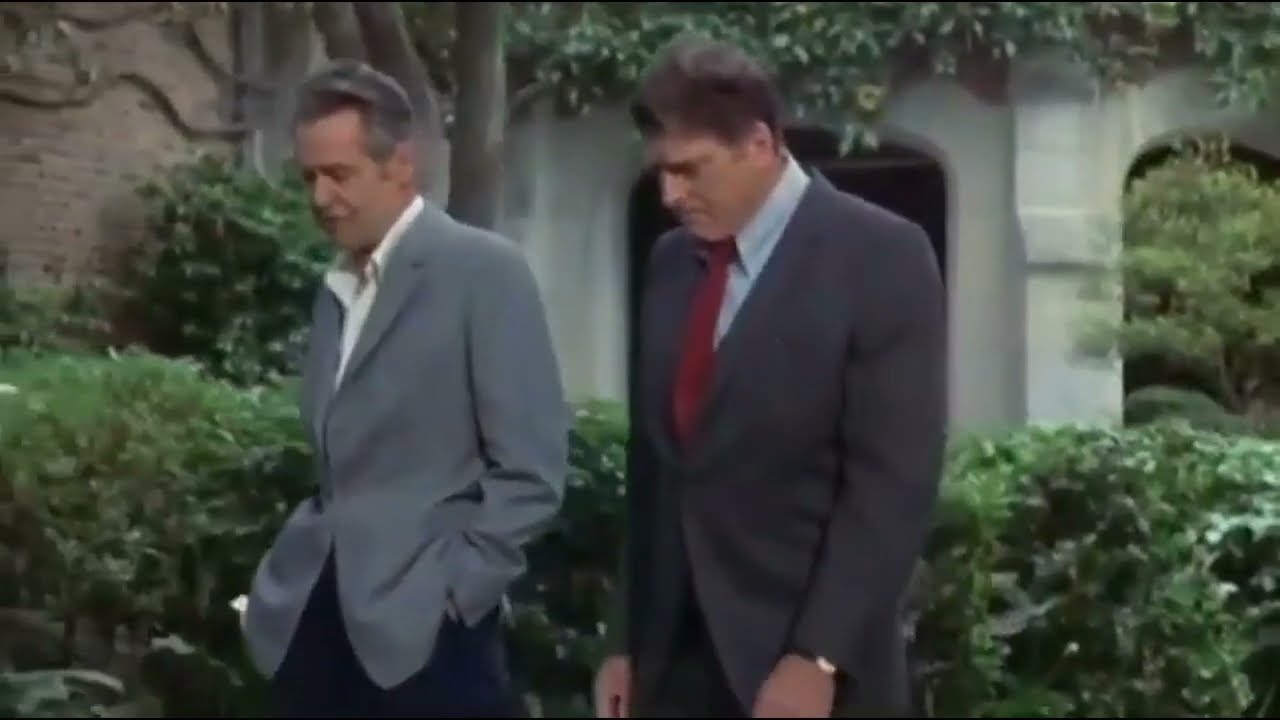 Acci&oacute;n Ejecutiva (1973 - Pol&iacute;tica): Extracto sobre la superpoblaci&oacute;n (Burt Lancaster y Robert Ryan)