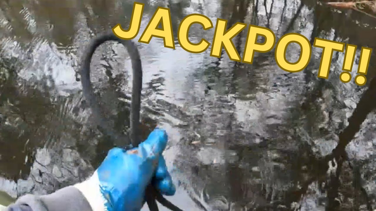 JACKPOT!!! Found Someone's Dumping Spot Magnet Fishing