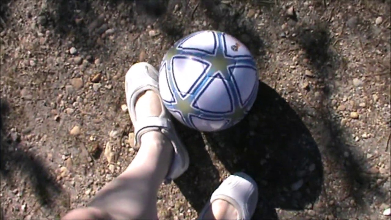 Playing ball with my mini short Naf Naf & white Skechers Sleek Fit