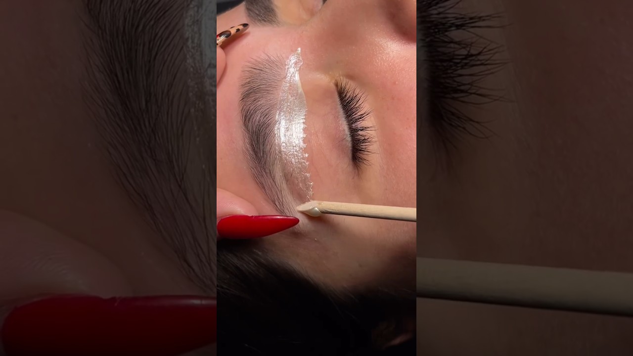 Eyebrows Shap with wax 😍 #trending #beauty #fashion #shorts
