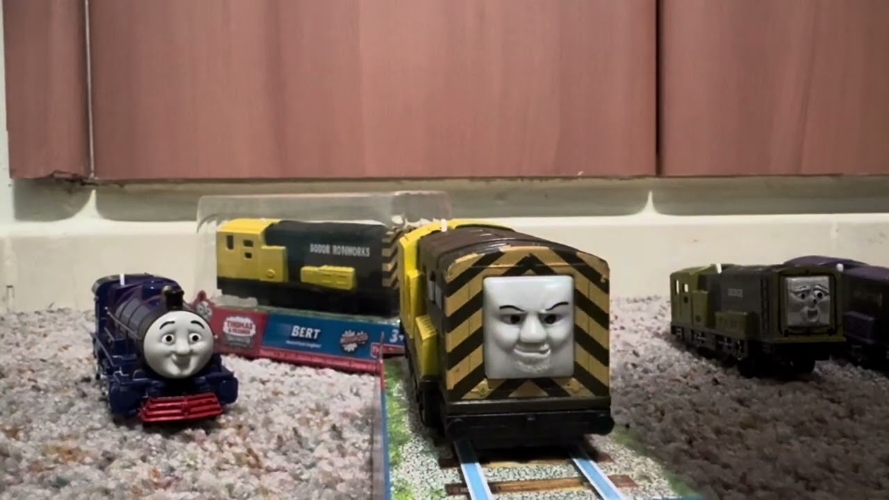 Playrail Henry and knock off track master arry and Bert unboxing review and test drive!