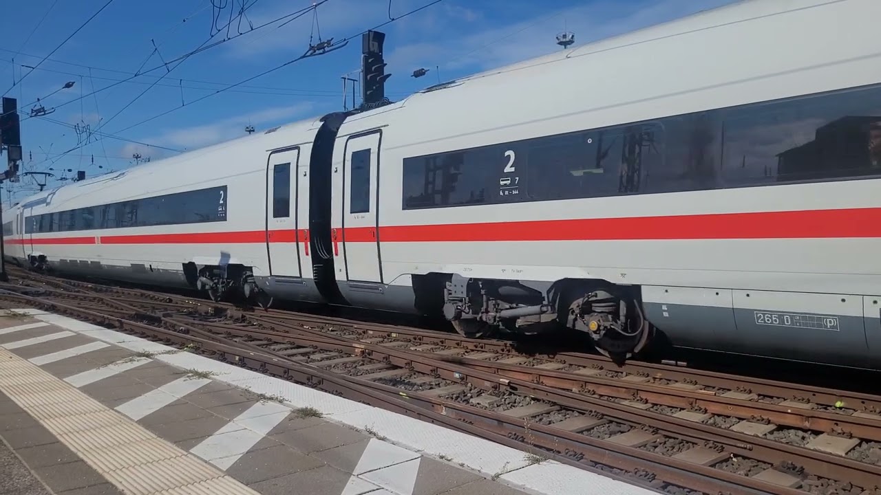 Einfahrt ICE Br 412 