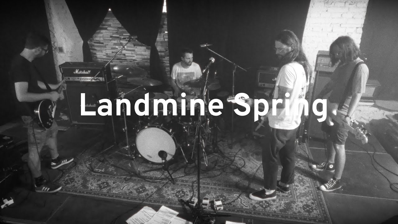 Landmine Spring | 4–5 minut z Ostrova