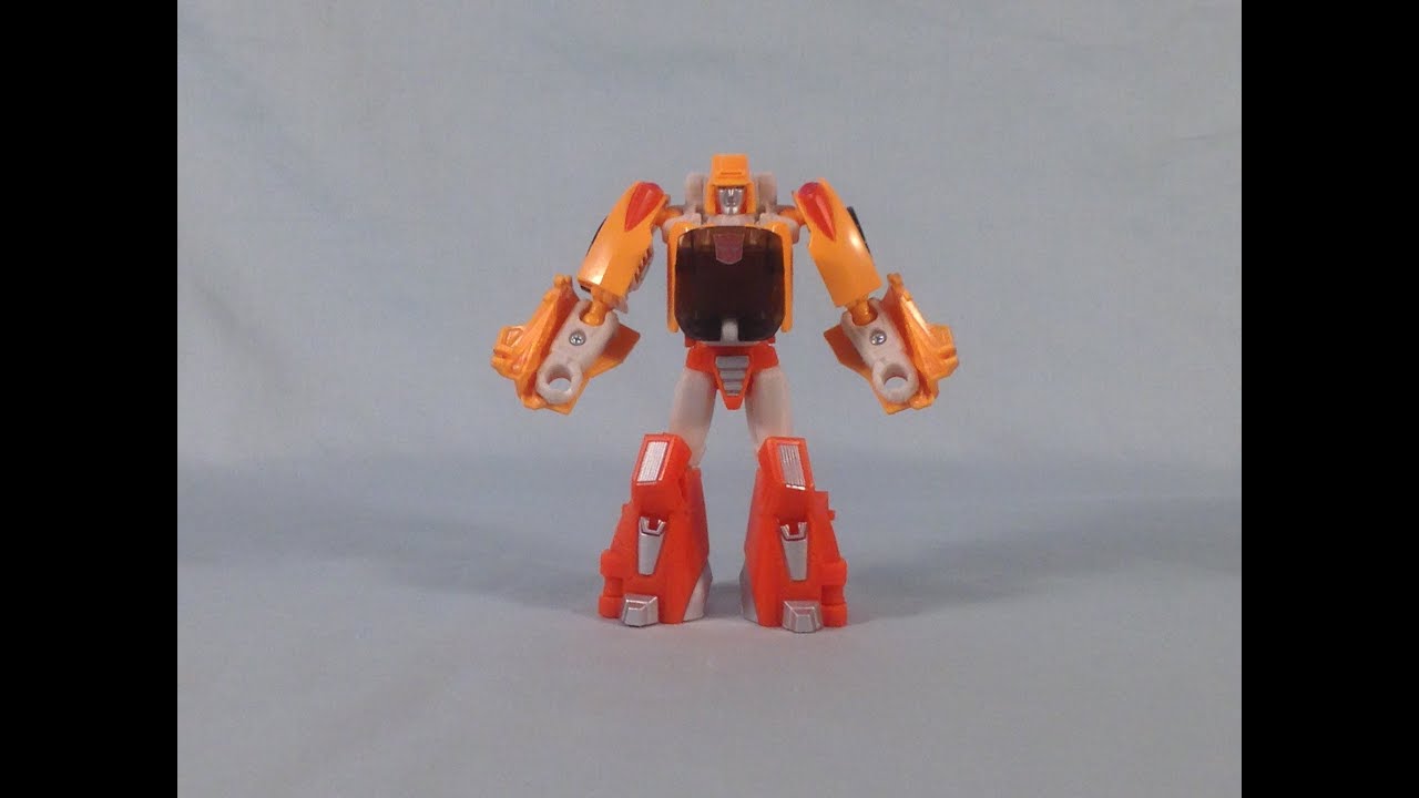 Transformers Generations Titans Return Legends Class Wheelie Review