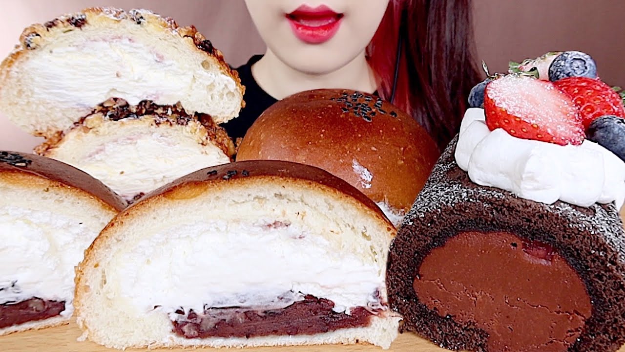 ASMR CHOCOLATE ROLL CAKE, CREAM READS MUKBANG 초콜릿 롤케이크, 단팥 크림빵 먹방 eating sounds