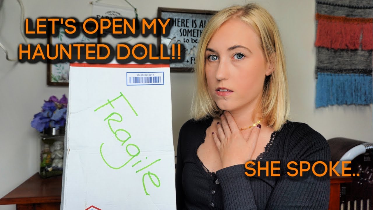 UNBOXING MY HAUNTED DOLL+INVESTIGATING HER..SHE SPOKE 😳