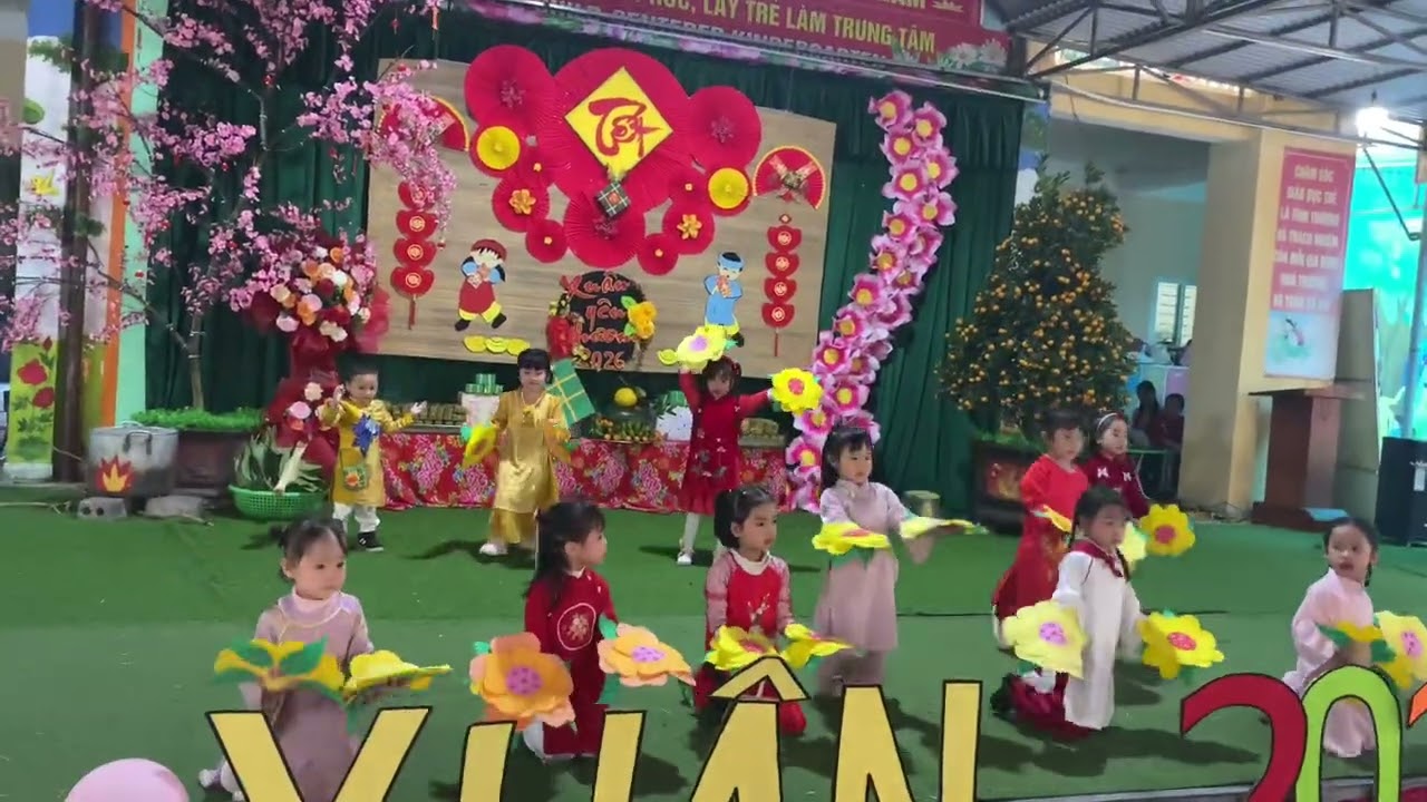 Như Hoa Mùa Xuân - Chị Nghé ft Em Voi cùng các bạn lớp 4 mầm non Bách Thuận - Bé đón Tết 2026 