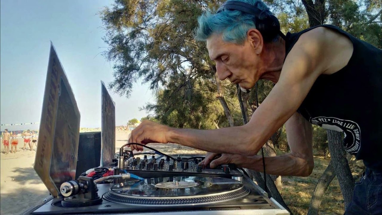 Remembering Jackmaster Pez   Realizzato con Clipchamp