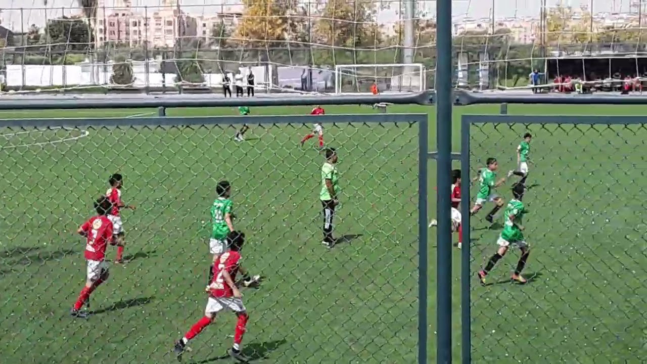 تصدي رائع من حارس مرمي الاهلي _ في مباراة زد مواليد ٢٠١٢