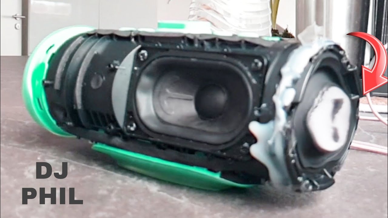 JBL CHARGE 4 BASS TEST with PULSE 4 Excursion