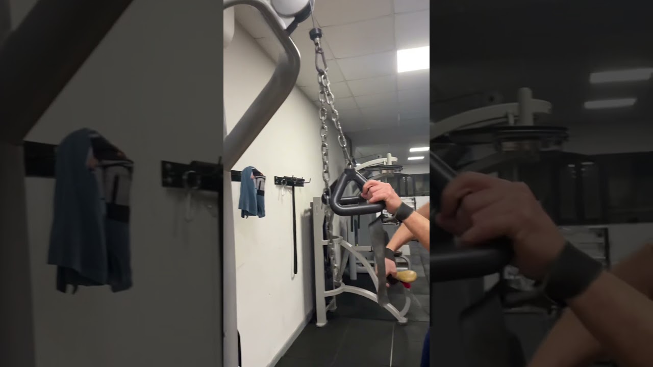 Pulley alto alla #latmachine