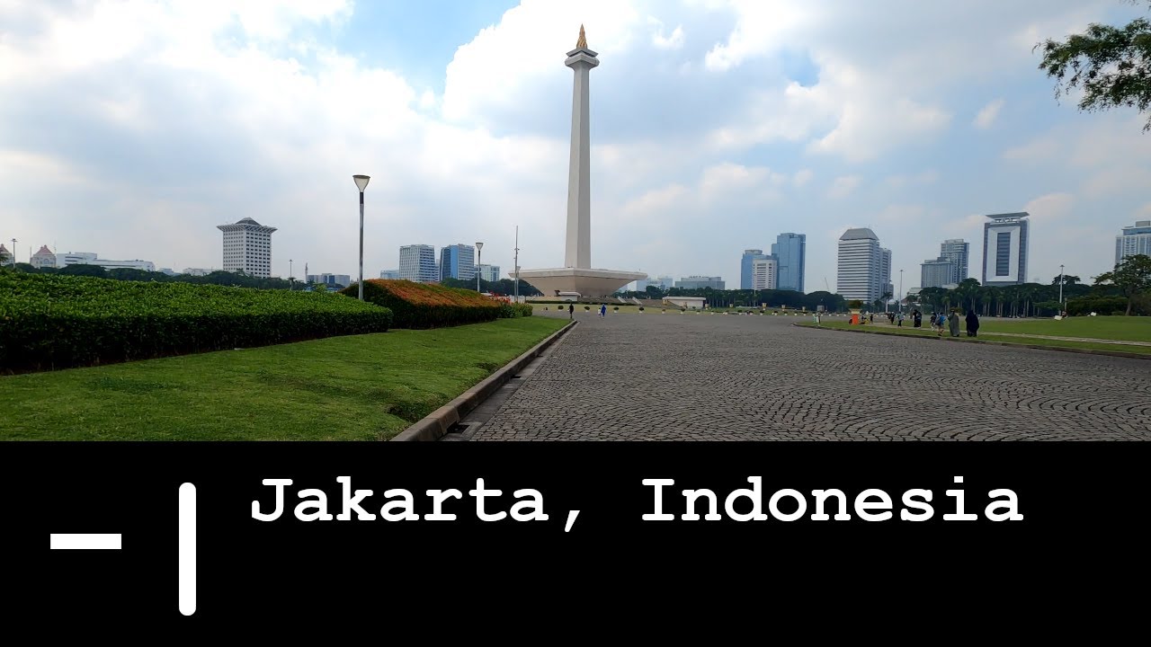 Wander Around National Monument by Bicycle | Monas - Jakarta, Indonesia