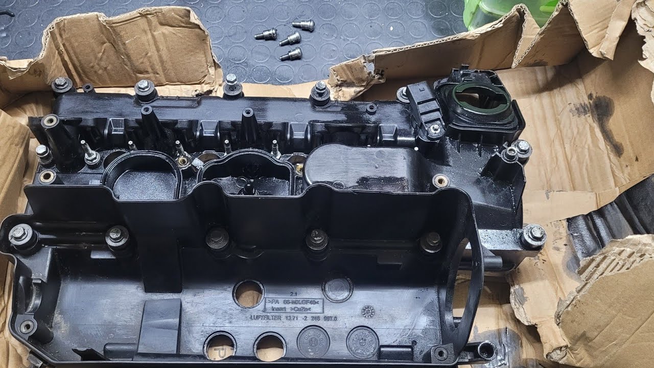 Cambio Guarnizione e coperchio punterie bmw e90 M47
