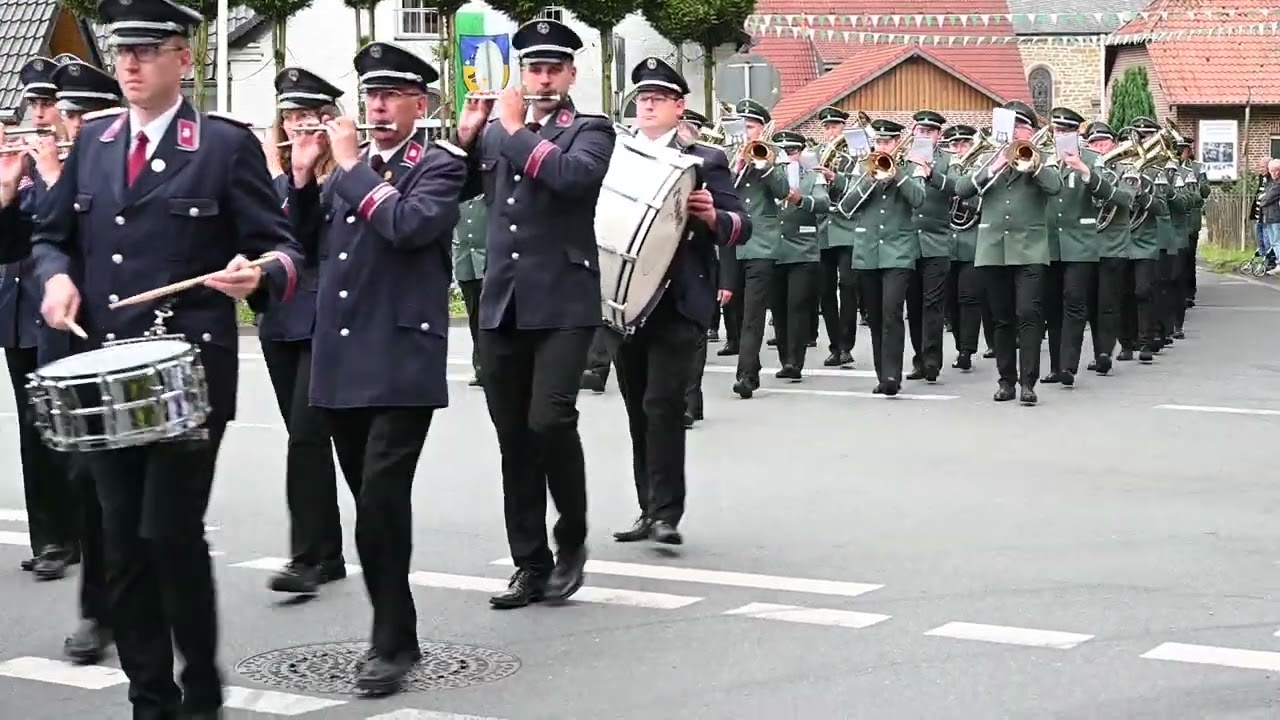 Schützenfest Rhade 2023 - Ehrenmalfeier - Yorckscher Marsch