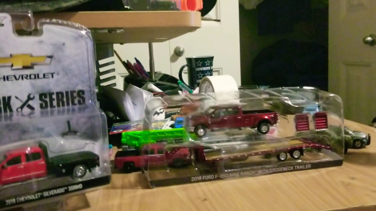 Greenlight Hitch and Tow F-350 Gooseneck and Chevy Silverado HD