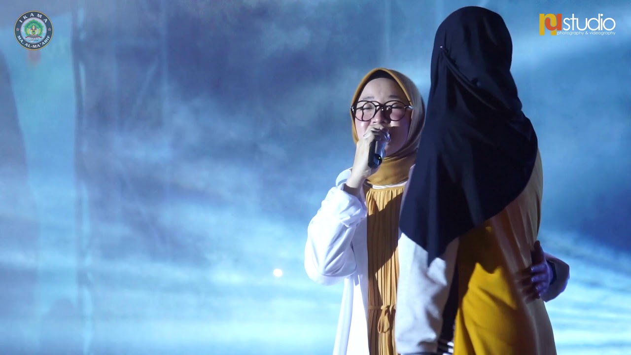 NISA SABYAN - ALLAHUMMA LABBAIK Live Perform STADIUN KAMAL JUNAIDI JEPARA - NA STUDIO JEPARA